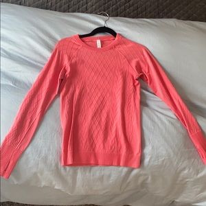 LULULEMON SIZE 6 HOT PINK TOP